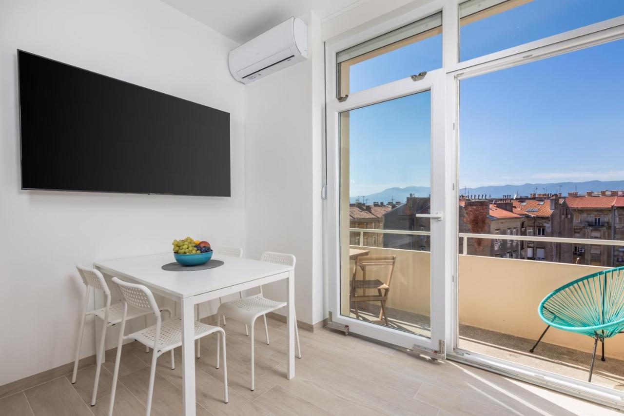 Balcony Apartment Pampas Rijeka Exterior foto